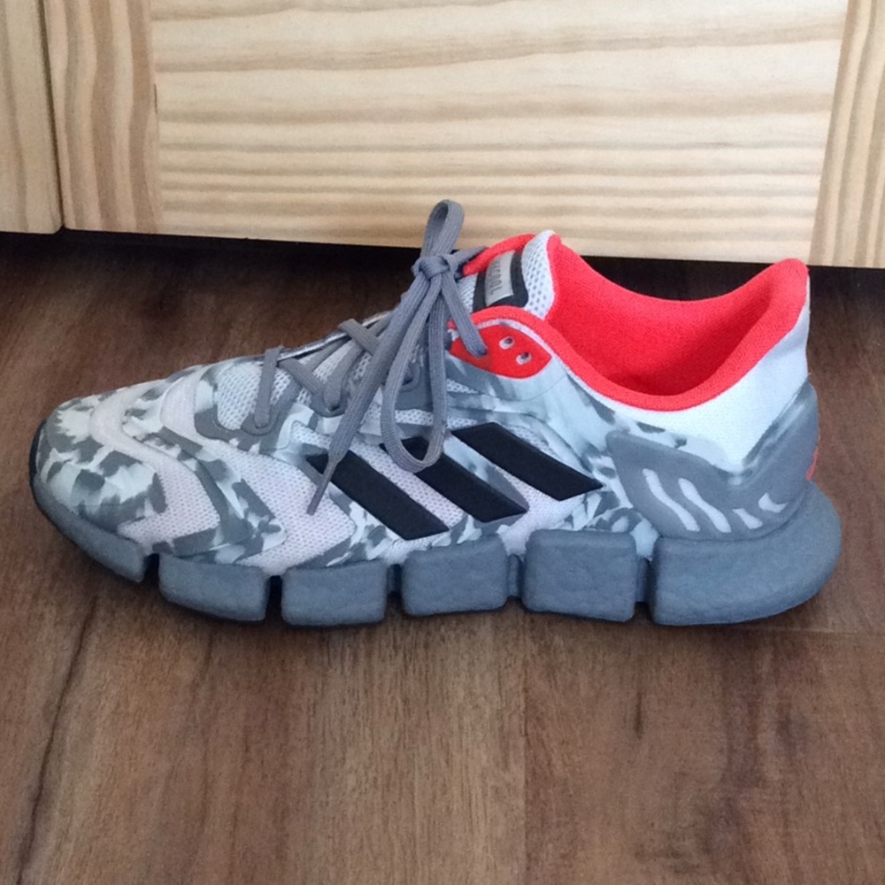 Men’s Adidas running HEAT.RDY Shoes. Sz. 8